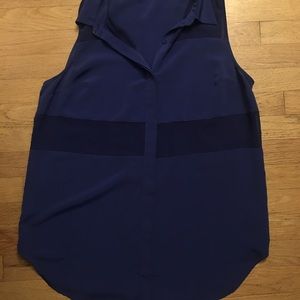 Polyester peekaboo top